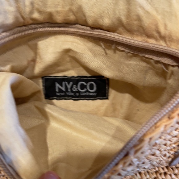 Vintage Boho New York & Company Crossbody Bag - Picture 9 of 14